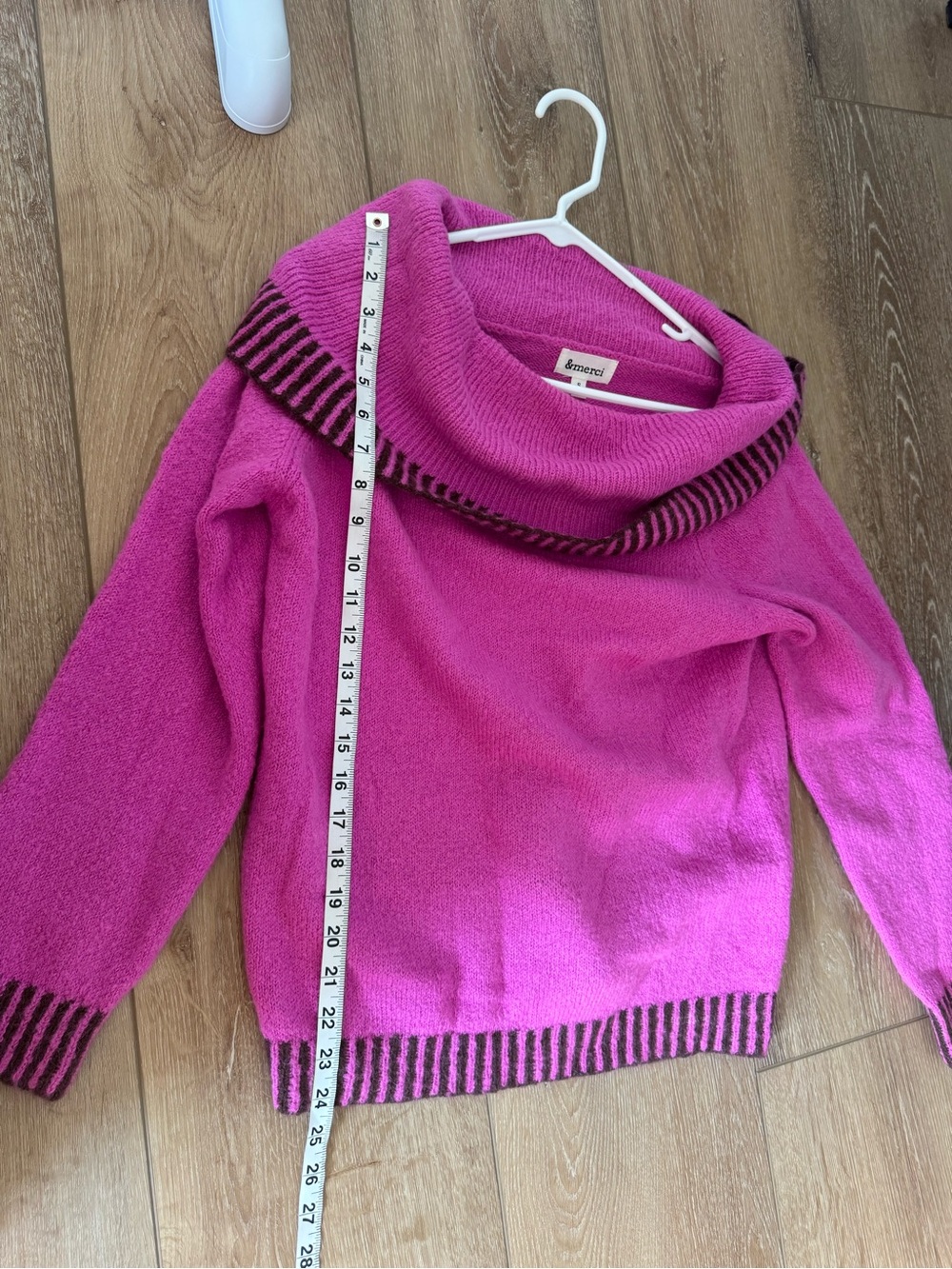 CHIC MOMENT &merci OFF SHOULDER KNIT SWEATER IN VIOLET SIZE SMALL - Picture 7 of 8